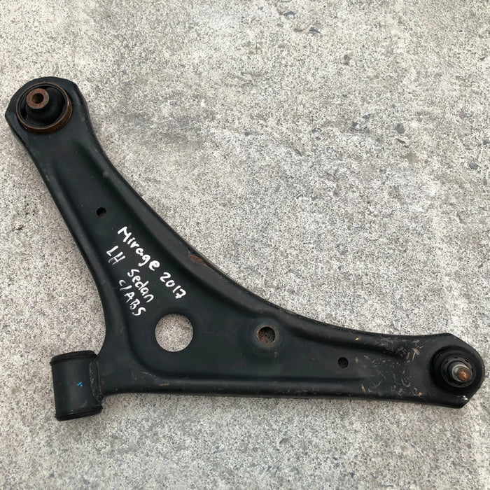 Horquilla Delantera Izquierda Para Mitsubishi Mirage 2015, 2016, 2017, 2018