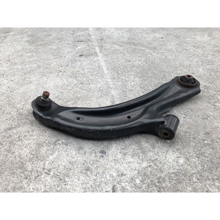 Horquilla Delantera Derecha Nissan Sentra 2013 Al 2019 1.8