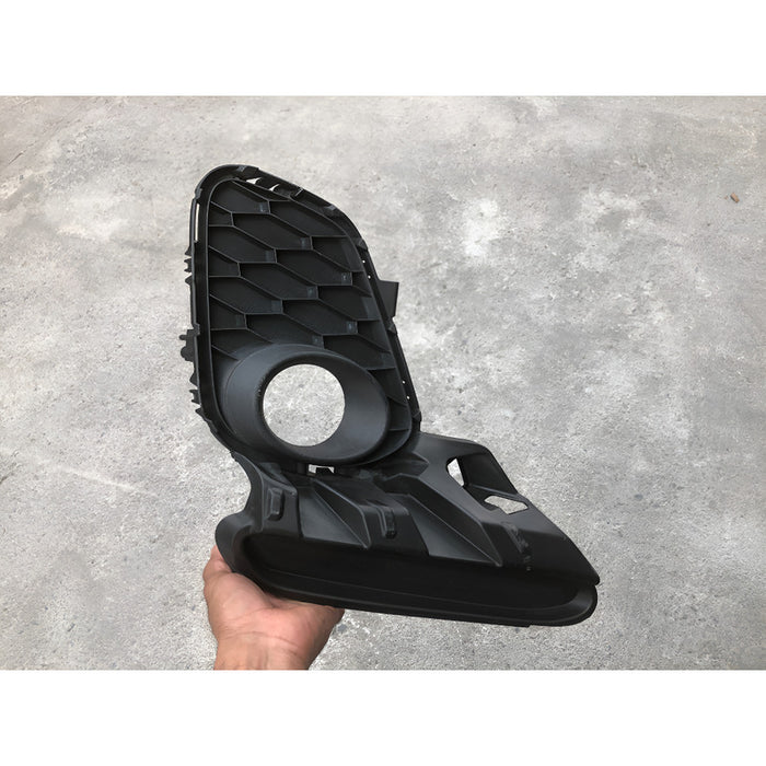 Parrilla Inferior Derecha De Faro Niebla Mazda 3 2010-2013 Negro Mate