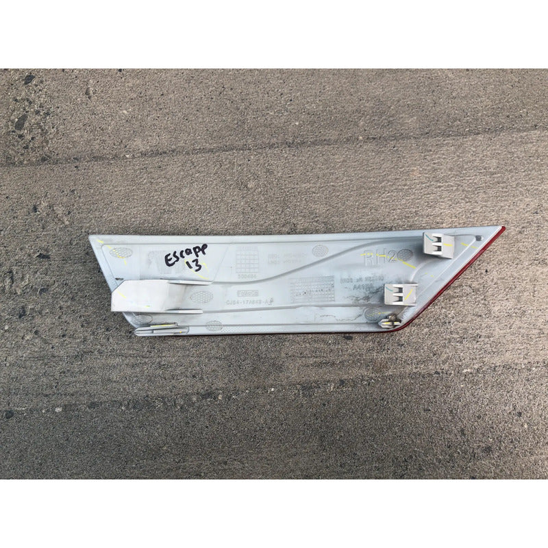 Reflejante Trasero Derecho Para Ford Escape 2013, 2014, 2015, 2016, 2017, 2018, 2019 - Original Rojo