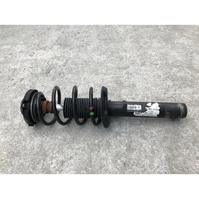Amortiguador Delantero Izquierdo Para Volkswagen Tiguan 2009, 2010, 2011, 2012, 2013, 2014, 2015, 2016, 2017 Motor 2.0 Lts Original