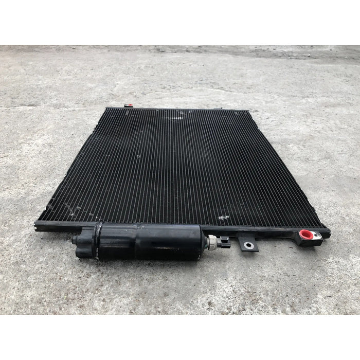 Condensador Para Nissan Titan 2017, 2018, 2019 - Motor 5.6 Litros - Original