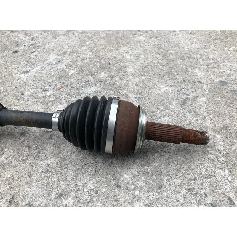 Junta Homocinetica Delantera Derecha Para Nissan Rogue 2014, 2015, 2016, 2017, 2018, 2019 Motor 2.5 - Original