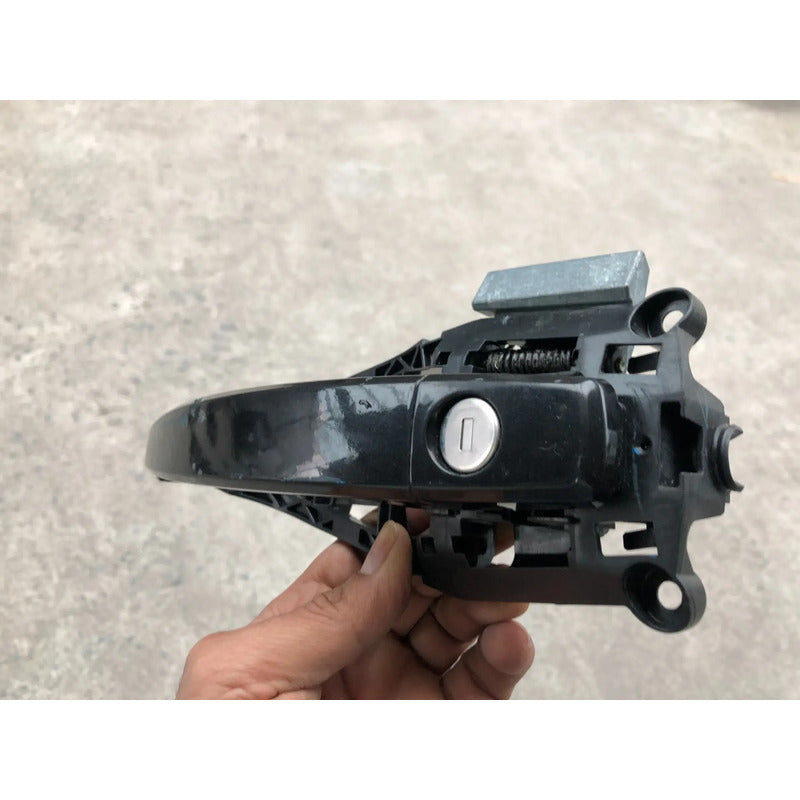 Manija De Puerta Delantera Izquierda Para Chevrolet Sonic 2012, 2013, 2014, 2015, 2016, 2017, 2018 Original Negro Delantera