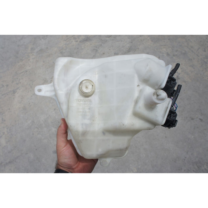 Deposito Limpiabrisas Toyota Prius 04 05 2006 2007 2008 2009
