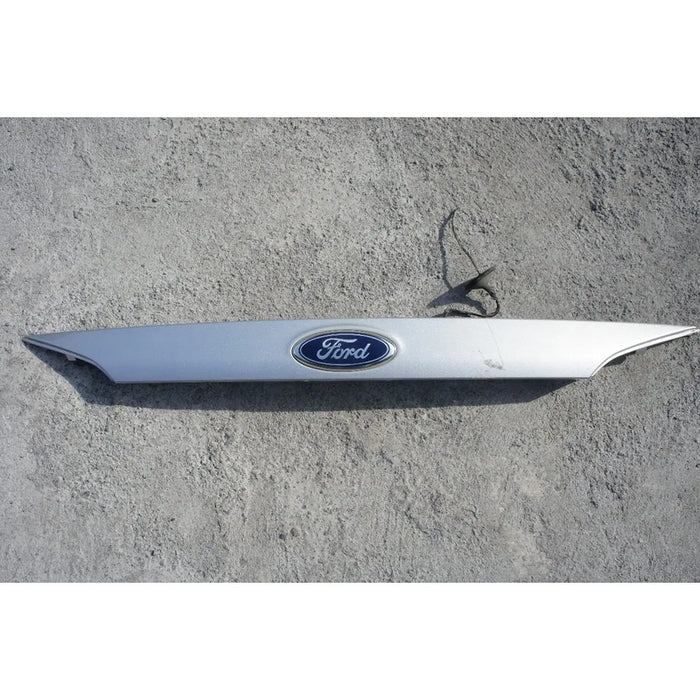 Moldura De Cajuela Original Para Ford Focus 2012, 2013, 2014, 2015, 2016, 2017, 2018