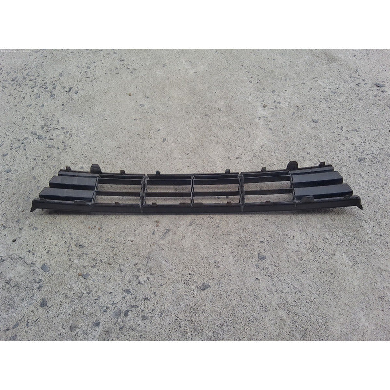 Parrilla Inferior Central Original Para Bmw 535i 2015 Plástico
