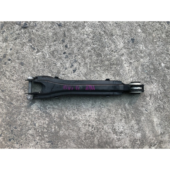 Tirante Trasero Izquierdo Inferior Para Mercedes Benz C300 2015, 2016, 2017, 2018, 2019, 2020, 2021, 2022, 2023, 2024, 2025 (motor 2.0 Litros) Original