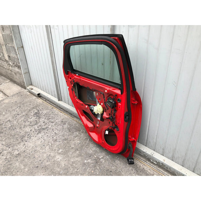 Puerta Trasera Izquierda Focus 2012 2013 2014 2015 2016 2017 2018 Original Trasera Izquierdo Rojo