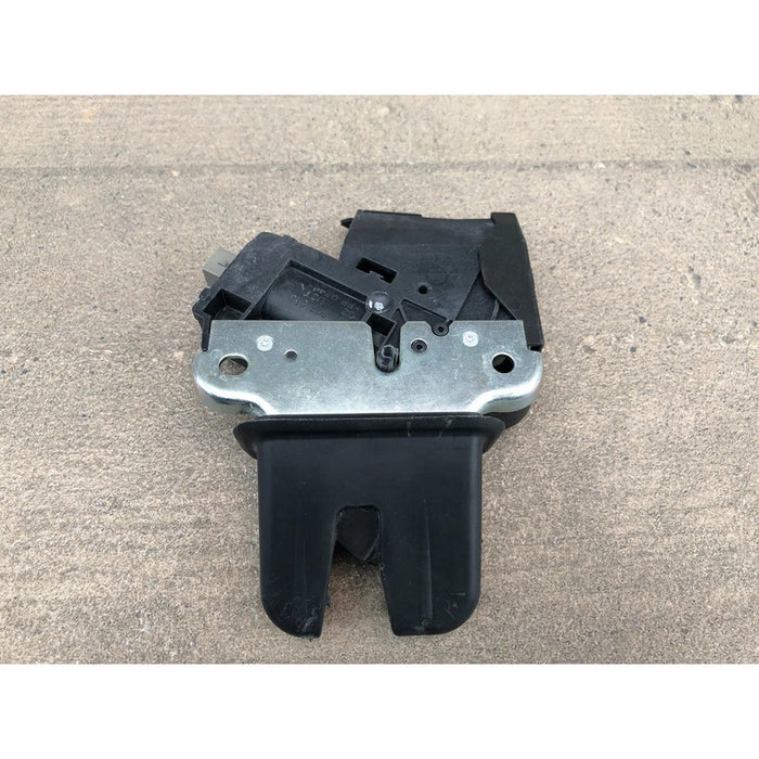 Chapa Cajuela Original Para Audi A4 2009, 2010, 2011, 2012