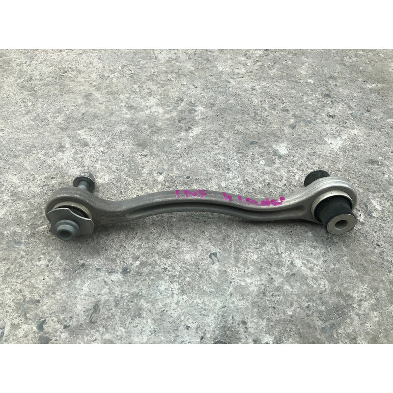 Tirante Trasero Derecho Inferior Para Mercedes Benz C300 2015, 2016, 2017, 2018, 2019, 2020, 2021, 2022, 2023, 2024, 2025 (motor 2.0 Litros) Original
