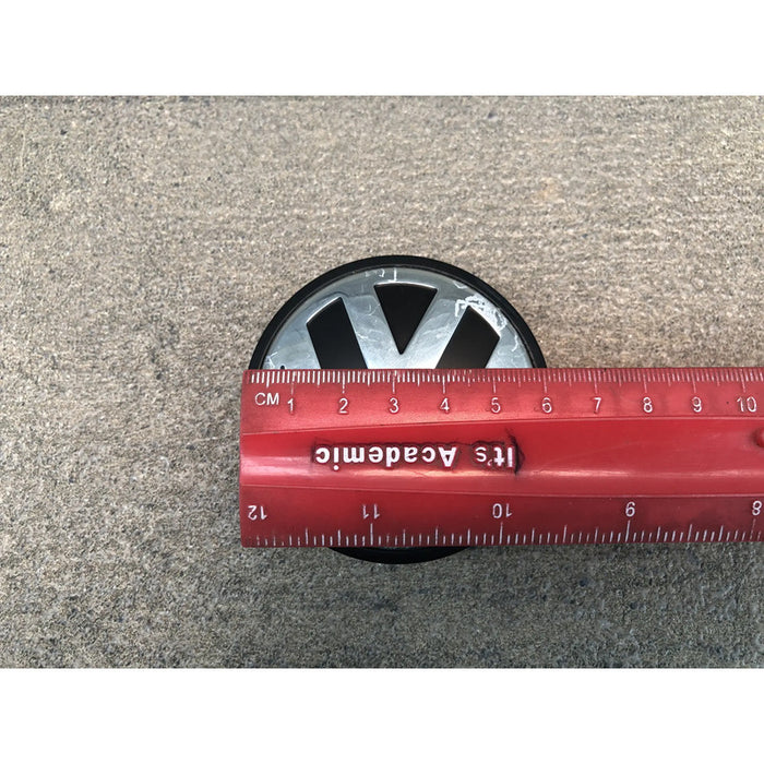 Copa Centro De Rin Volkswagen Cc 2012, 2013, 2014, 2015, 2016, 2017 $ X Pieza Plata/negro