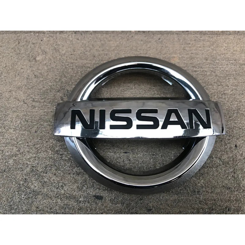 Emblema Delantero Para Nissan Sentra 2007, 2008, 2009, 2010, 2011, 2012