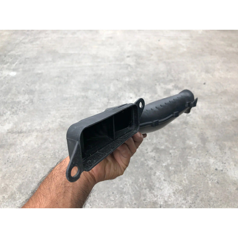 Toma De Aire Marco Para Ford Focus 2012, 2013, 2014, 2015, 2016, 2017, 2018 Motor 2.0 Negro