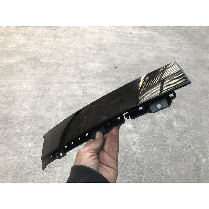 Moldura De Marco Puerta Hacia Adelante Ford Focus 2012-2018 Negro