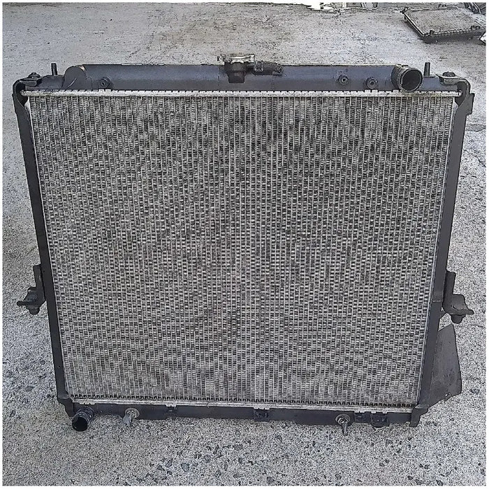Radiador Original Nissan Pathfinder 2005, 2006, 2007, 2008, 2009, 2010, 2011, 2012, 2013, 2014, 2015, 2016, 2017, 2018, 2019, 2020, 2021, 2022 Motor 4.0 Litros
