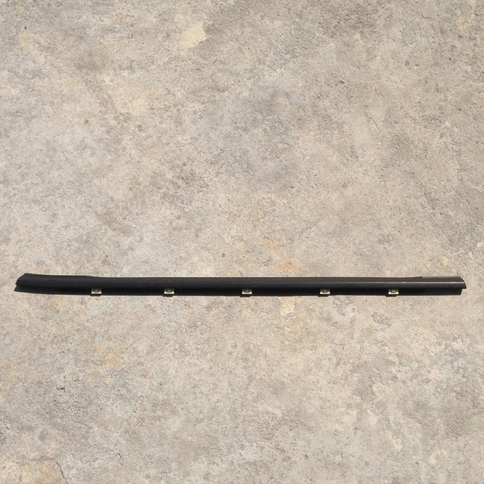 Moldura Felpa Puerta Trasera Derecha Kia Soul 2014-2019