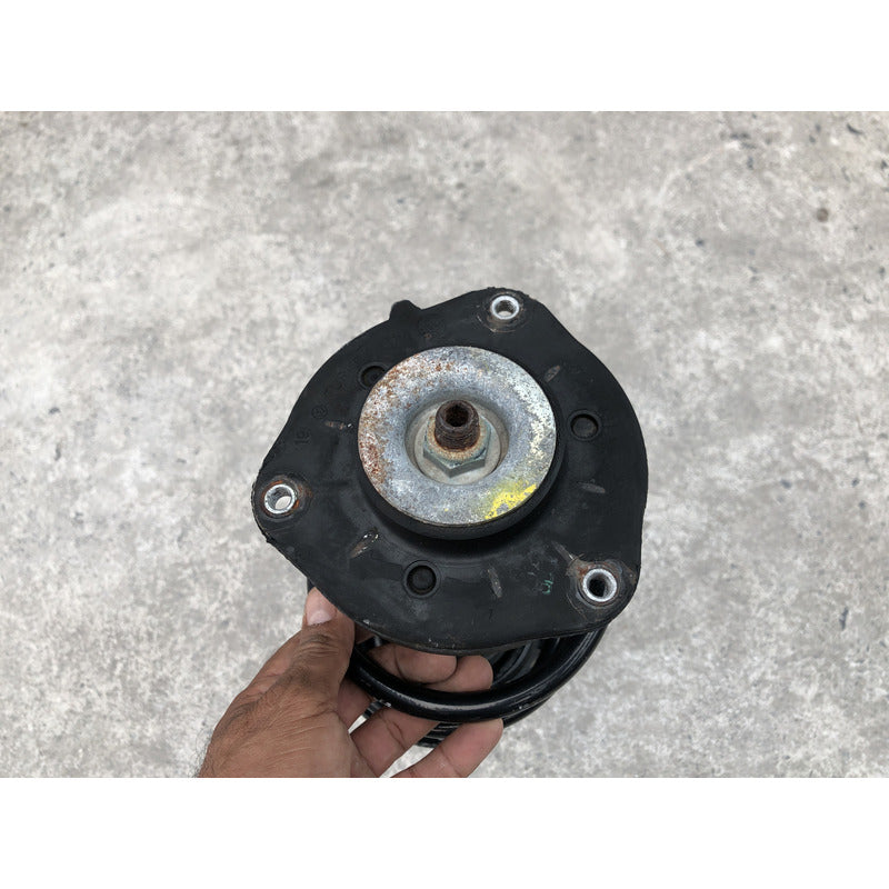 Amortiguador Delantero Izquierdo Para Volkswagen Tiguan 2009, 2010, 2011, 2012, 2013, 2014, 2015, 2016, 2017 Motor 2.0 Lts Original
