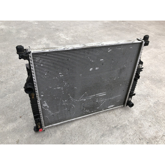 Radiador Original Para Gl450 2007 Al 2012 Motor 4.6