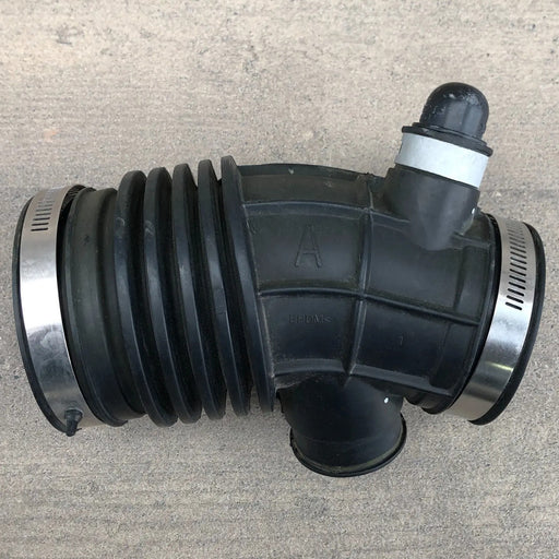 Manguera De Porta Filtro - Para Nissan Rogue 2014, 2015, 2016, 2017, 2018 - Motor 2.5 Litros - Oem Original
