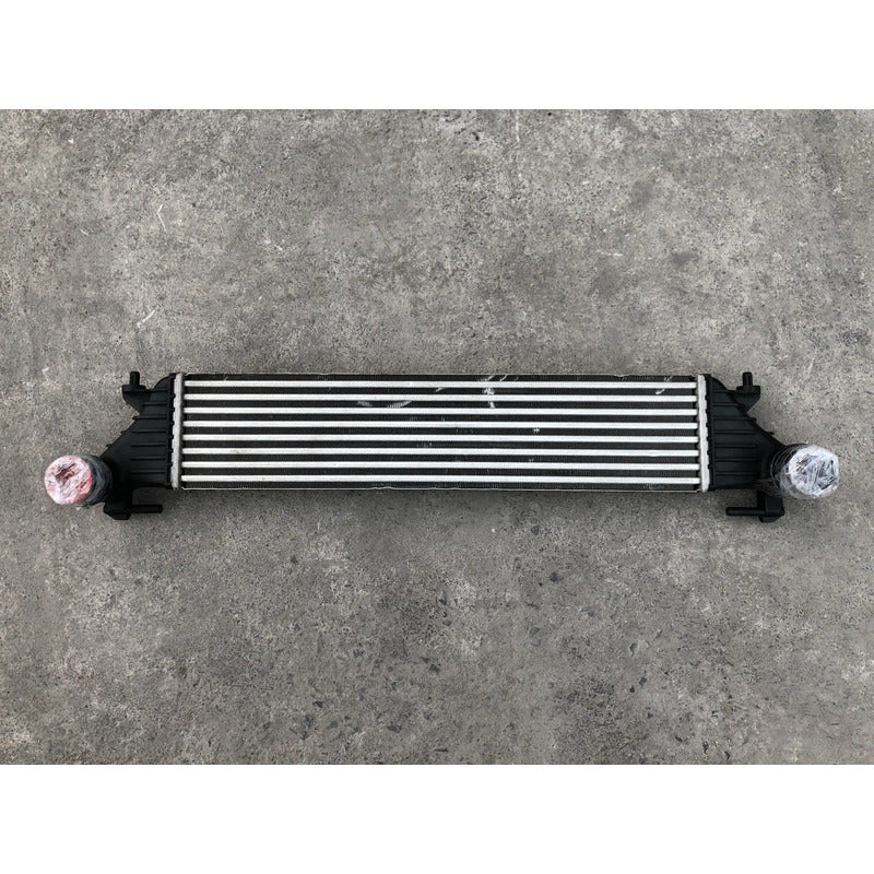 Radiador De Intercooler Para Fiat 500 2014, 2015, 2016, 2017 Motor 1.4, 4 Cilindros - Original