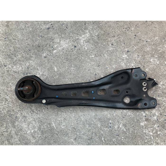 Tirante Trasero Izquierdo Hacia Chasis Rdx 2013 - 2015 3.5
