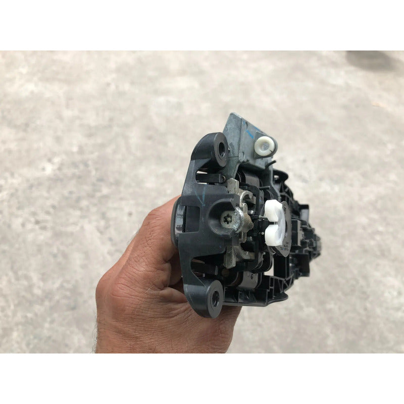 Manija De Puerta Delantera Izquierda Para Chevrolet Sonic 2012, 2013, 2014, 2015, 2016, 2017, 2018 Original Negro Delantera