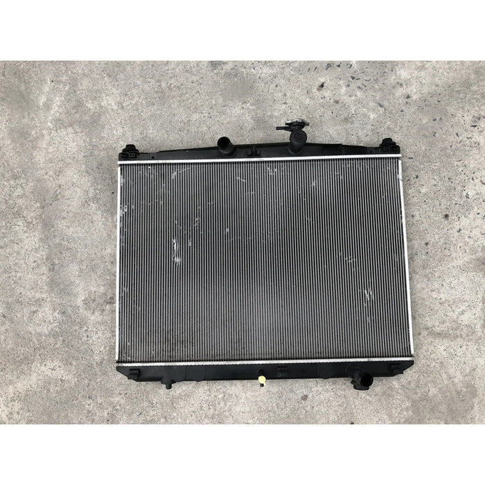 Radiador Original Para Toyota Highlander 2014, 2015, 2016, 2017, 2018 Motor 2.7
