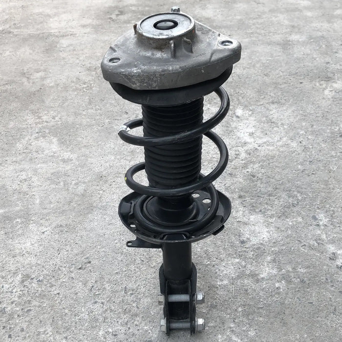 Amortiguador Delantero Izquierdo Para Mercedes Benz C250 2011, 2012, 2013, 2014, 2015 (motor 2.0 Litros) Original