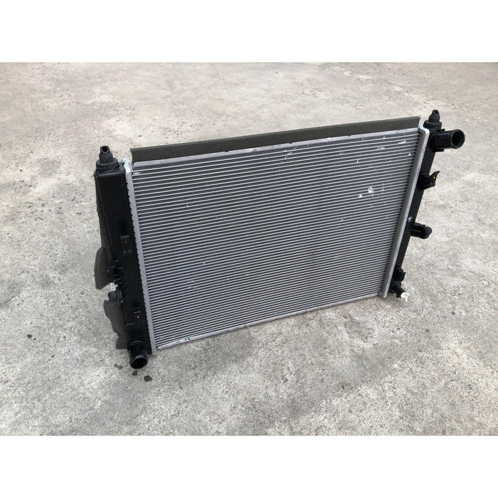 Radiador Original Para Mazda Mx5 2015, 2016, 2017, 2018, 2019, 2020, 2021, 2022, 2023, 2024 Motor 2.0