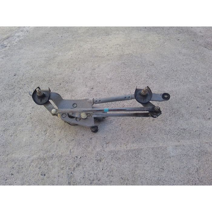 Motor Limpiabrisas Toyota Prius-c 4 Puertas 2010 Al 2015