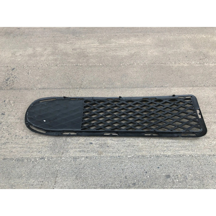 Parrilla Derecha Para Volkswagen Pointer 2000, 2001, 2002, 2003, 2004, 2005, 2006, 2007, 2008 Mate