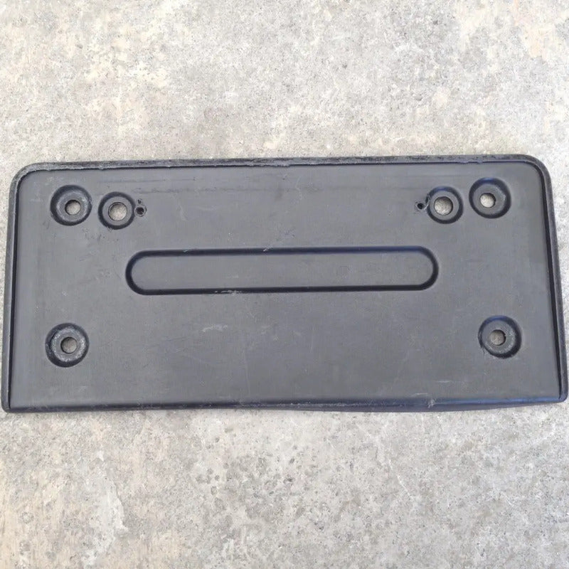 Porta Placas Delantera Para Volkswagen Tiguan 2012, 2013, 2014, 2015, 2016, 2017 - Original