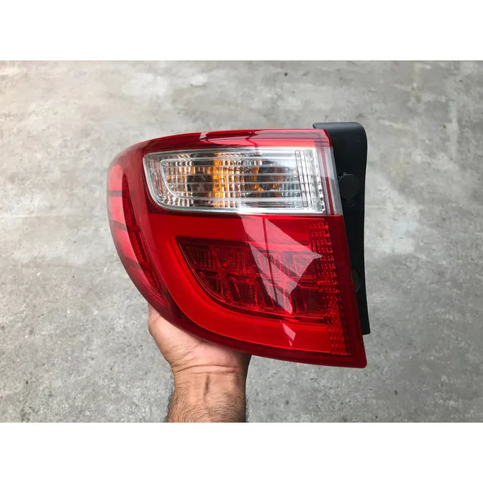 Calavera Izquierda Original Para Santa Fe 2013, 2014, 2015, 2016 Izquierdo/conductor Rojo