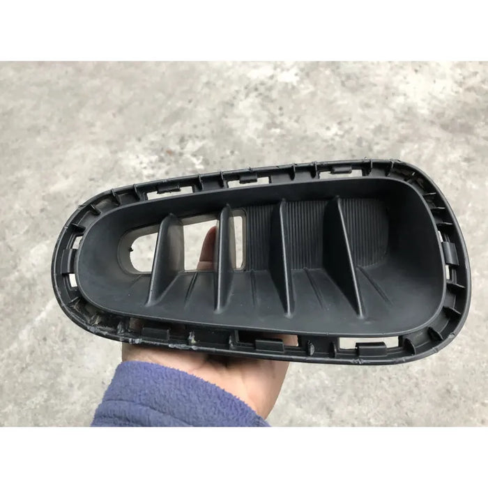 Parrilla Inferior Derecha Para Kia Rio 2018, 2019, 2020 - Original Mate