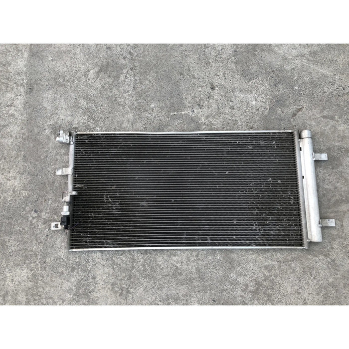 Condensador Original Para Audi A6 2017, 2018, 2019, 2020 - Motor 2.0 Litros, 4 Cilindros