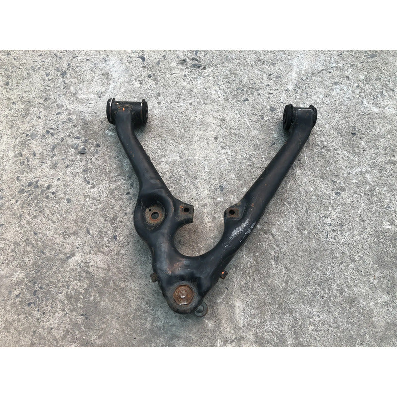 Horquilla Delantera Derecha Inferior para Gmc Sierra 2014 2015 2016 2017 2018 2019 Motor 4.3, Original