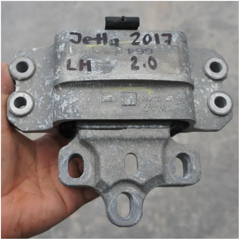 Soporte De Transmision Izquierdo Para Volkswagen Jetta 2016, 2017, 2018 - Motor 2.0 Litros, 4 Cilindros, Original
