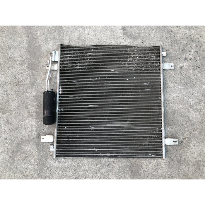 Condensador Original Para Infiniti Qx80 2011 2012 2013 2014 2015 2016 2017 2018 2019 2020 Motor 5.6