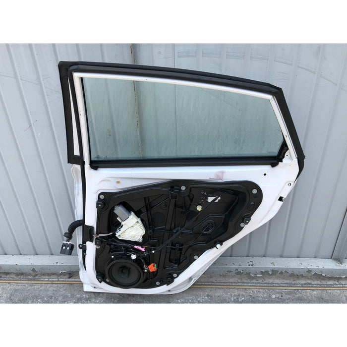 Puerta Trasera Derecha Ford Fiesta 2011 2012 2013 2014 2015 2016 2017 2018 2019 Trasera Derecho Blanco