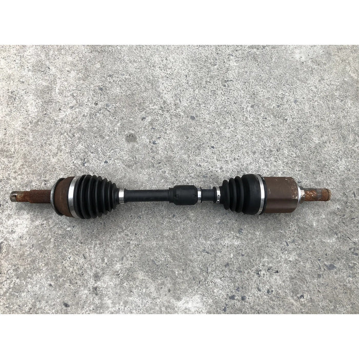 Junta Homocinetica Delantera Izquierda Para Nissan Rogue 2014, 2015, 2016, 2017, 2018, 2019 - Motor 2.5 Litros, 4 Cilindros - Original