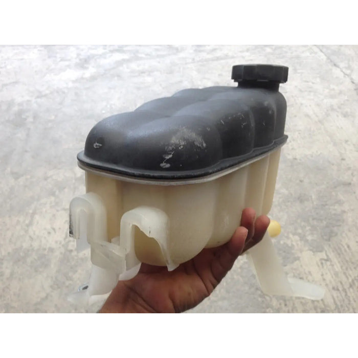 Deposito De Anticongelante Para Gmc Sierra 2007, 2008, 2009, 2010, 2011, 2012, 2013 Motor 4.8