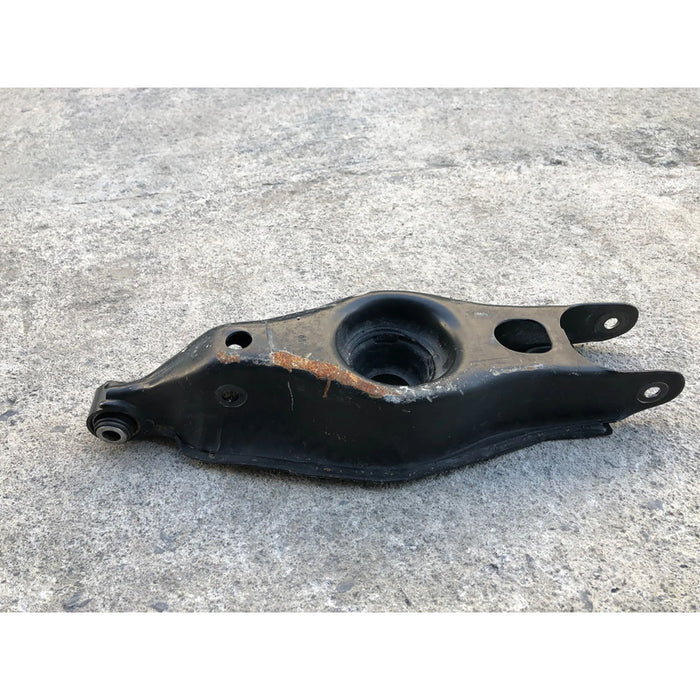 Horquilla Trasera Derecha Para Dodge Challenger 2011, 2012, 2013, 2014, 2015, 2016, 2017, 2018, 2019, 2020, 2021 Motor 3.6 Original
