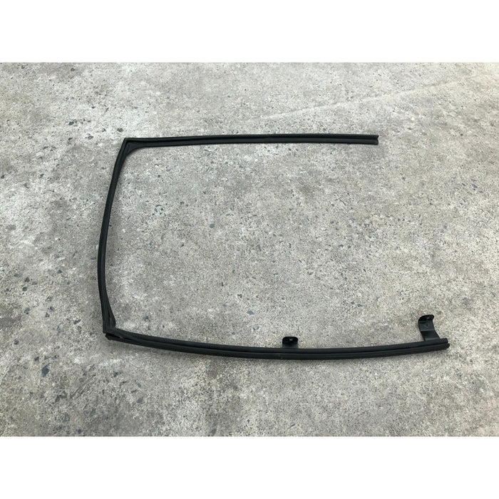 Empaque Guia De Vidrio Trasero Derecho Para Subaru Impreza 2012, 2013, 2014 Negro