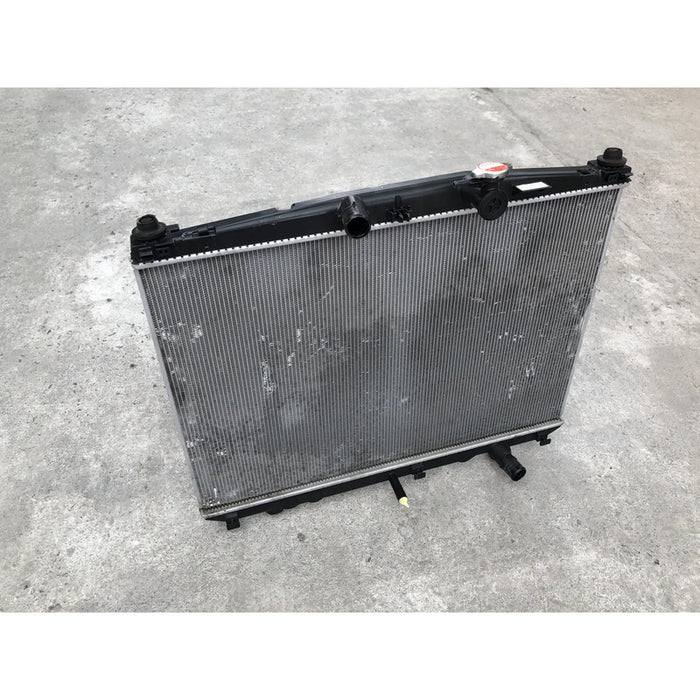 Radiador Original Para Toyota Highlander 2014, 2015, 2016, 2017, 2018 Motor 2.7