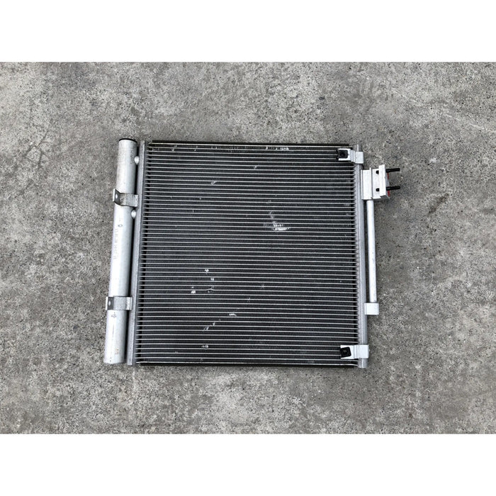 Condensador Original Para Tesla Model S Derecho 2012, 2013, 2014, 2015, 2016, 2017, 2018, 2019, 2020