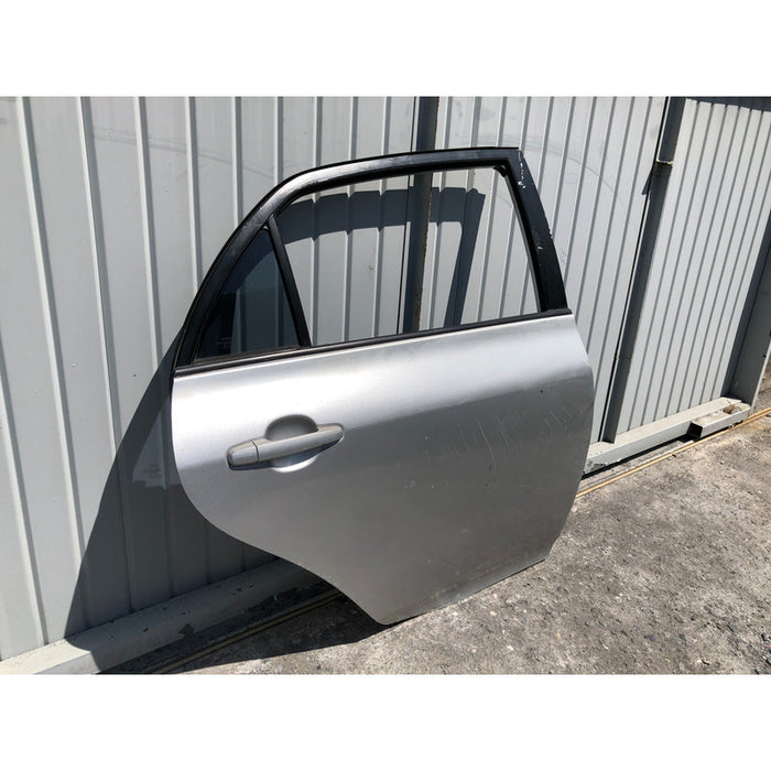 Puerta Trasera Derecha Corolla 2014 Al 2019
