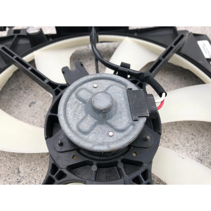 Motoventilador Para Toyota Venza 2009, 2010, 2011, 2012, 2013, 2014, 2015 Motor 2.7 (original)