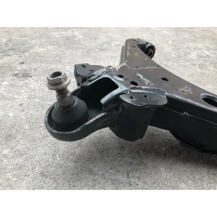 Horquilla Delantera Derecha Inferior Para Nissan Titan 2017, 2018, 2019, 2020, 2021, 2022, 2023, 2024 - Motor 5.0 Litros, Original