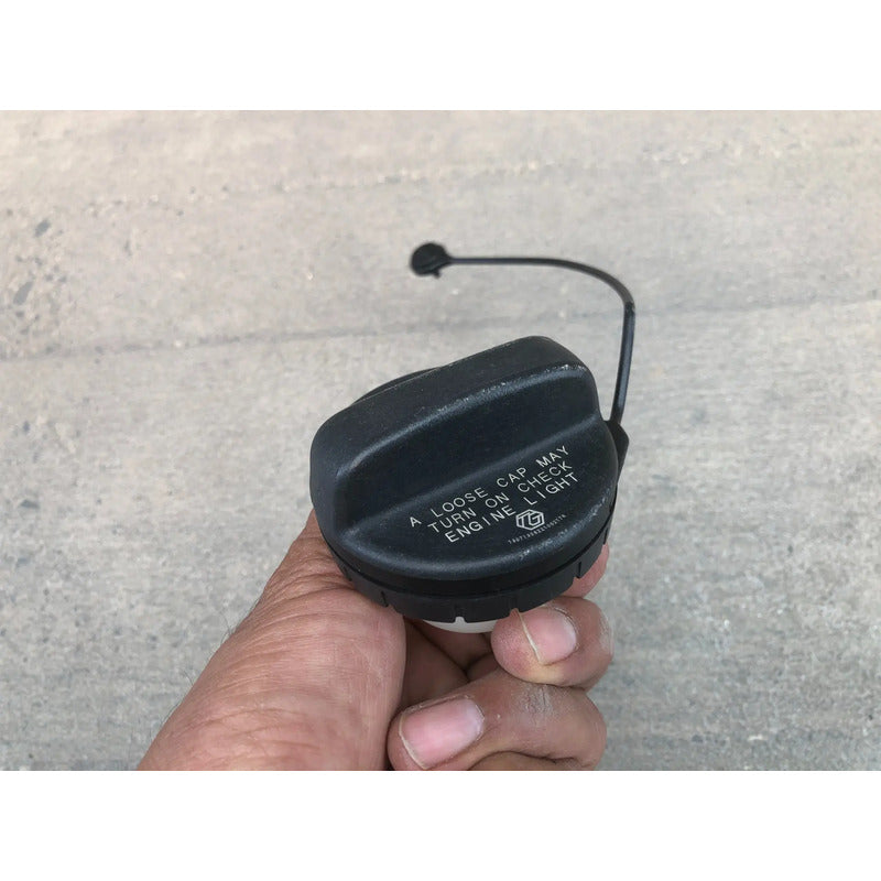 Tapon De Gasolina Para Infiniti G35 2003, 2004, 2005, 2006, 2007, 2008 (original) Negro